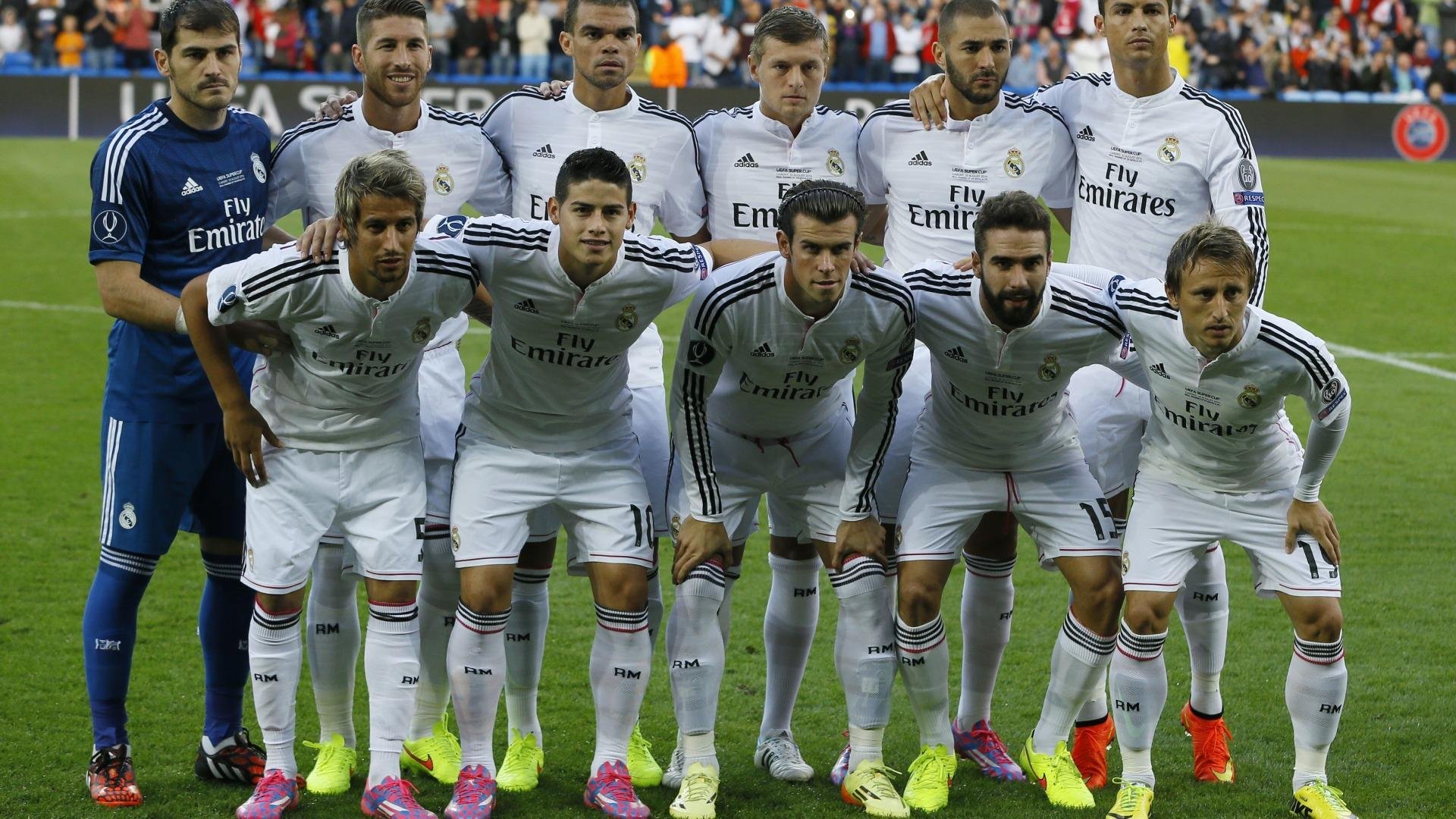 “法甲豪门一争高下，比赛精彩不断”，法甲榜首