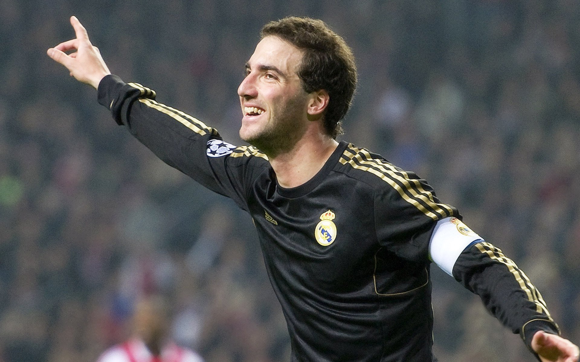 多平台直播:赛事在线观看无死角,免费直播比赛