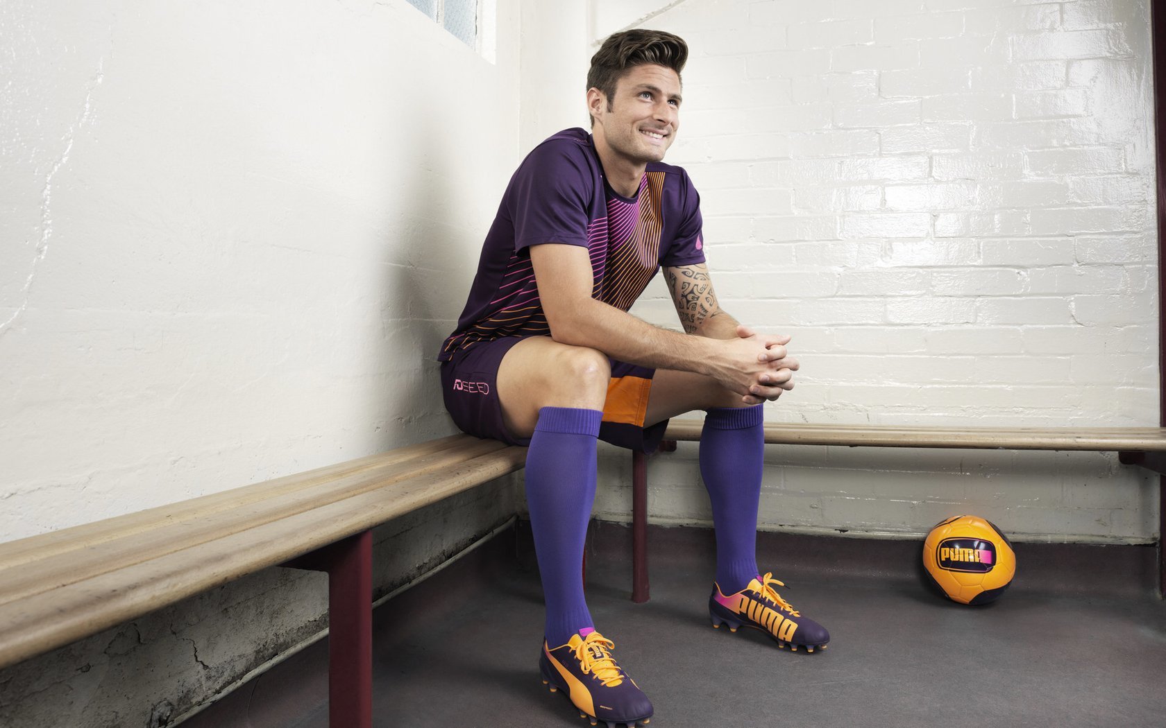 奥运新星：西班牙中卫引欧洲豪门关注，西班牙中场球星