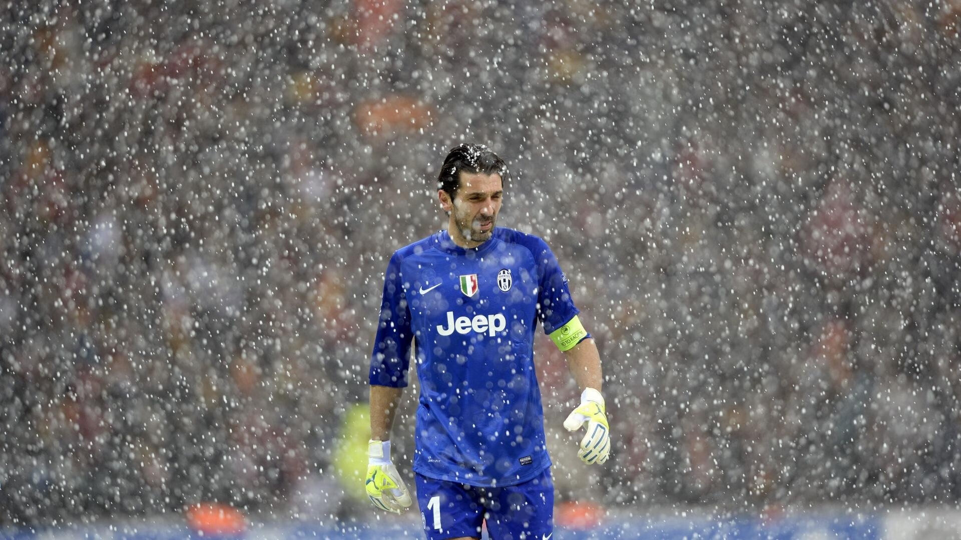 开拓者主场大胜活塞，利拉德三分球助阵领先，但是在季后赛首轮,利拉德和开拓者证明了谁是这个系列