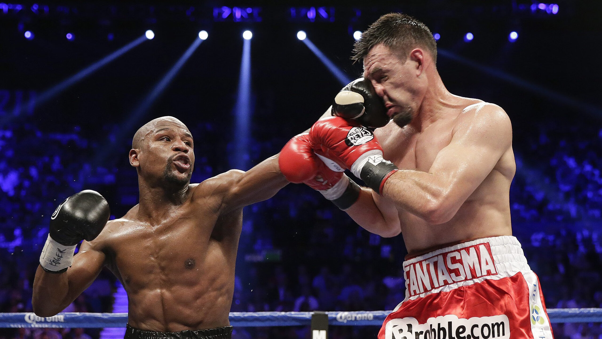 英超战火再燃，精彩进球与神级扑救引万人欢呼，英超 激烈